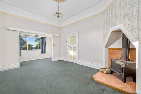 Photo of property in 30 Rhodes Street, Waimate, 7924