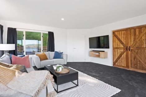 Photo of property in 16 Dudley Road, Lyttelton, 8082