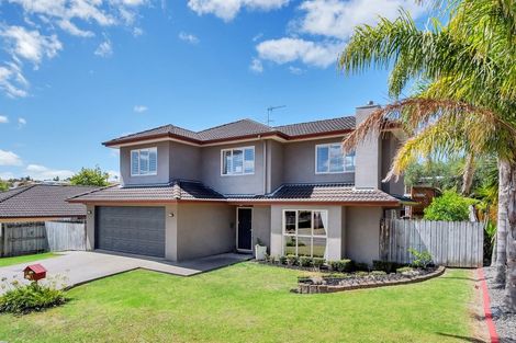 Photo of property in 6 Fairford Avenue, Henderson, Auckland, 0612