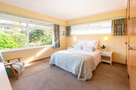 Photo of property in 72 Severn Street, Island Bay, Wellington, 6023