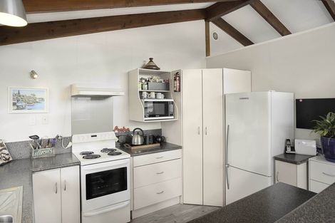 Photo of property in 16 Leicester Street, Stoke, Nelson, 7011