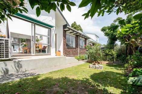 Photo of property in 42 Weka Street, Miramar, Wellington, 6022