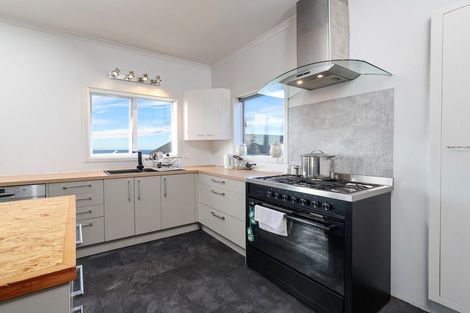 Photo of property in 11 Earls Road, Saint Clair, Dunedin, 9012