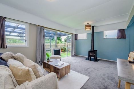 Photo of property in 6 Mazengarb Road, Paraparaumu Beach, Paraparaumu, 5032