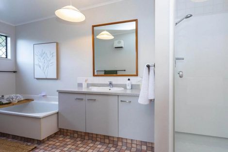 Photo of property in 1/17 Moncks Spur Road, Redcliffs, Christchurch, 8081