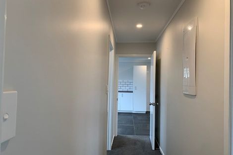 Photo of property in 10 Rosier Road, Glen Eden, Auckland, 0602