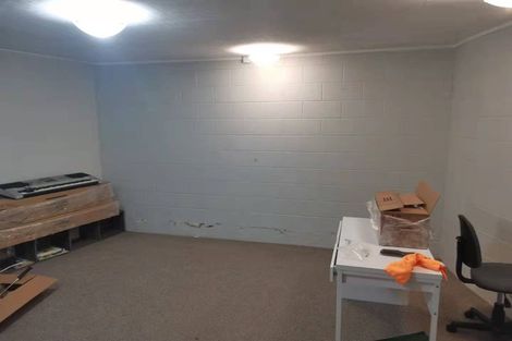 Photo of property in 30 Palomino Drive, Henderson, Auckland, 0612