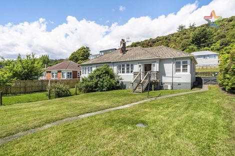 Photo of property in 28 Judd Crescent, Naenae, Lower Hutt, 5011