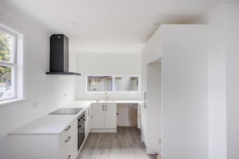 Photo of property in 73 Rangiora Avenue, Roslyn, Palmerston North, 4414