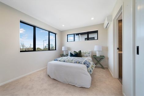 Photo of property in 9 Octans Road, Westgate, 0814