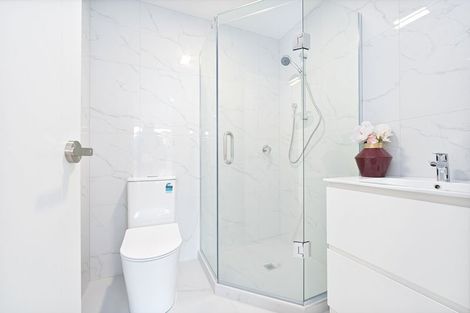 Photo of property in 80d Matipo Road, Te Atatu Peninsula, Auckland, 0610