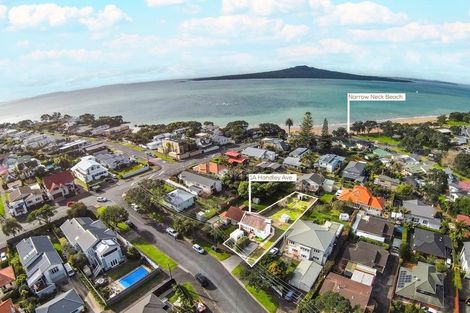Photo of property in 1a Handley Avenue, Narrow Neck, Auckland, 0624