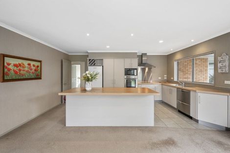 Photo of property in 41 Pukeko Way, Kinloch, Taupo, 3377