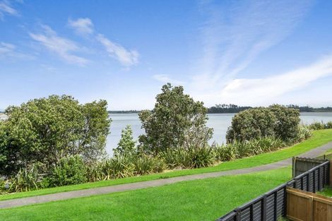 Photo of property in 24 Carnoustie Drive, Wattle Downs, Auckland, 2103