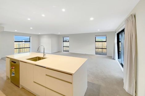 Photo of property in 27 Gemstone Place, Rolleston, 7615