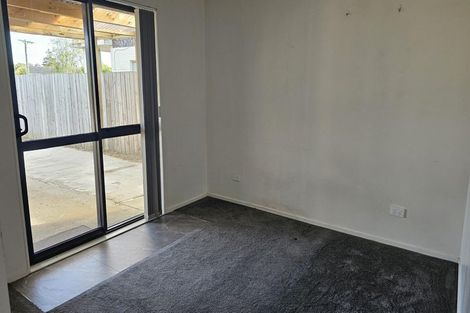 Photo of property in 372 Swanson Road, Ranui, Auckland, 0612