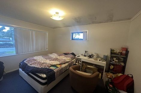 Photo of property in 25 Ellice Road, Totara Vale, Auckland, 0629