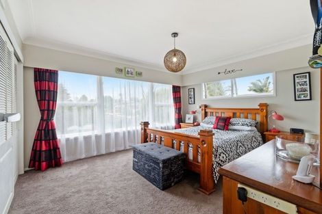 Photo of property in 8 Halberg Street, Papakura, 2110