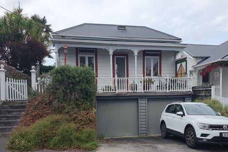 Photo of property in 9 Hastings Parade, Devonport, Auckland, 0624