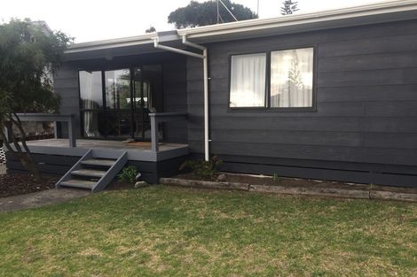 Photo of property in 3a Campion Road, Waikanae Beach, Waikanae, 5036
