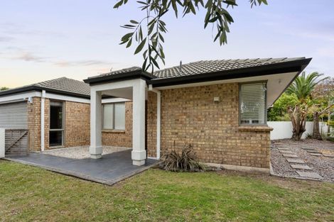 Photo of property in 2 Clydesdale Close, Papamoa Beach, Papamoa, 3118