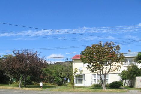 Photo of property in 19 Maclean Street, Wallaceville, Upper Hutt, 5018