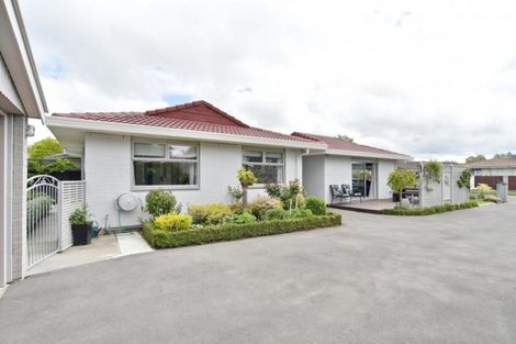 Photo of property in 3 Cam Place, Harewood, Christchurch, 8051