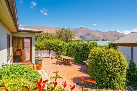 Photo of property in 65 Helwick Street, Wanaka, 9305