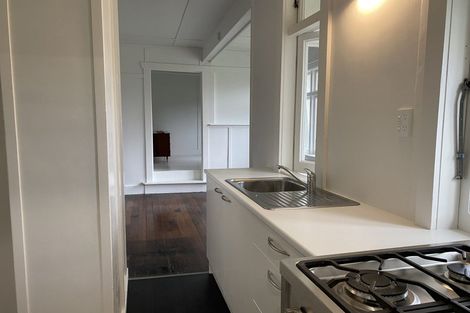 Photo of property in 18 Shoal Bay Road, Devonport, Auckland, 0624