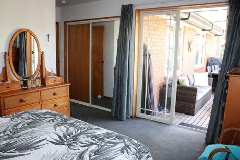 Photo of property in 5 Rochfort Place, Westport, 7825