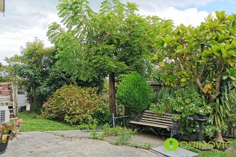 Photo of property in 1/215 Eskdale Road, Birkenhead, Auckland, 0626
