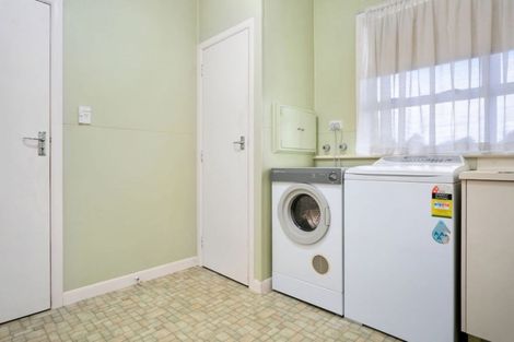 Photo of property in 46 Hall Street, Cambridge, 3434