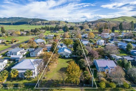 Photo of property in 38 Brogden Street, Otane, 4202