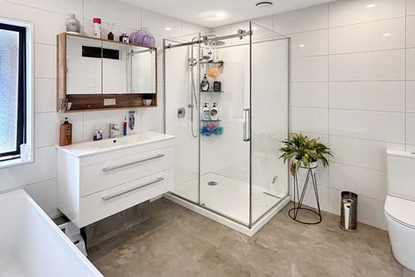 Photo of property in 41 Makarini Street, Paraparaumu, 5032