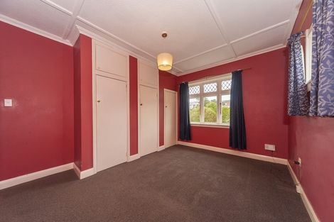 Photo of property in 6 Highland Crescent, Wadestown, Wellington, 6012