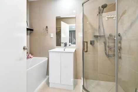 Photo of property in 3/15 Lipscombe Avenue, Papatoetoe, Auckland, 2025