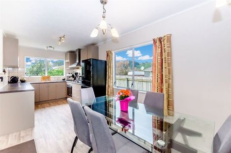 Photo of property in 21 Pukeko Street, Paraparaumu, 5032