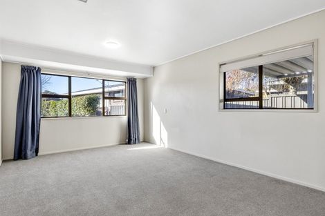 Photo of property in 7 Kathleen Place, Rainbow Point, Taupo, 3330