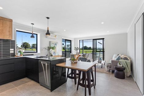 Photo of property in 2/2 Te Rito Road, Hobsonville, Auckland, 0616