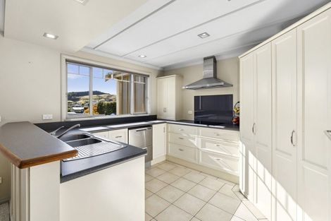 Photo of property in 100 Kings Drive, Wanaka, 9305