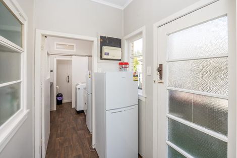 Photo of property in 15 Carey Street, Maeroa, Hamilton, 3200