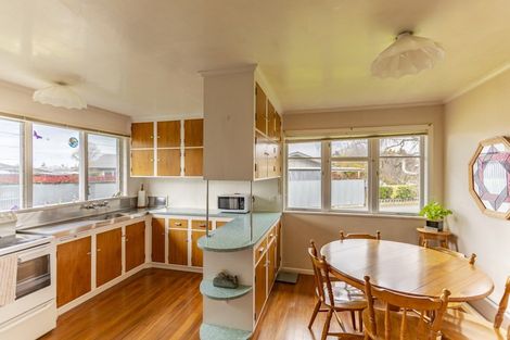 Photo of property in 4 Avon Terrace, Taradale, Napier, 4112