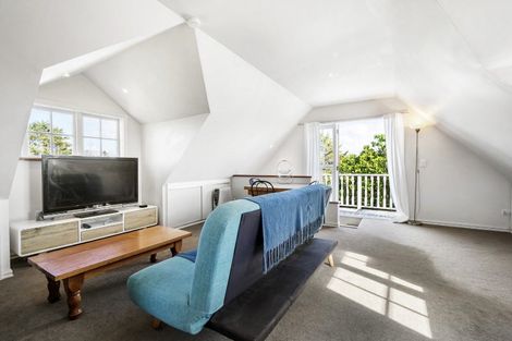 Photo of property in 1274 East Coast Road, Redvale, Albany, 0794