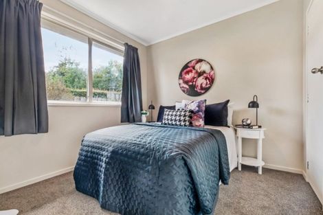 Photo of property in 42 Vina Place, Massey, Auckland, 0614