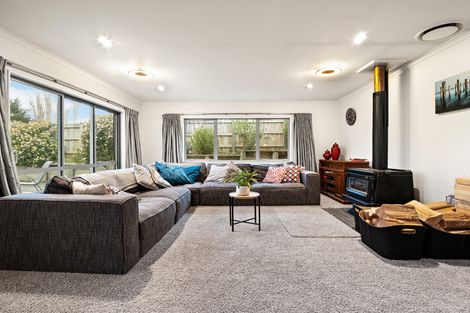 Photo of property in 52 Douglas Street, Allanton, Mosgiel, 9092