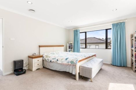 Photo of property in 40 Silver Moon Road, Albany Heights, Auckland, 0632