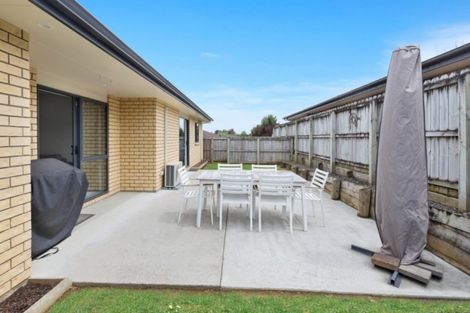 Photo of property in 77 Isabella Drive, Pukekohe, 2120