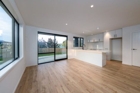 Photo of property in 93 Plantation Road, Wanaka, 9305
