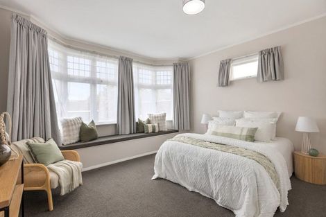 Photo of property in 4a Tarawera Road, Johnsonville, Wellington, 6037