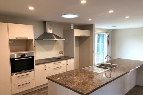 Photo of property in 32 Kenwyn Avenue, St Albans, Christchurch, 8052
